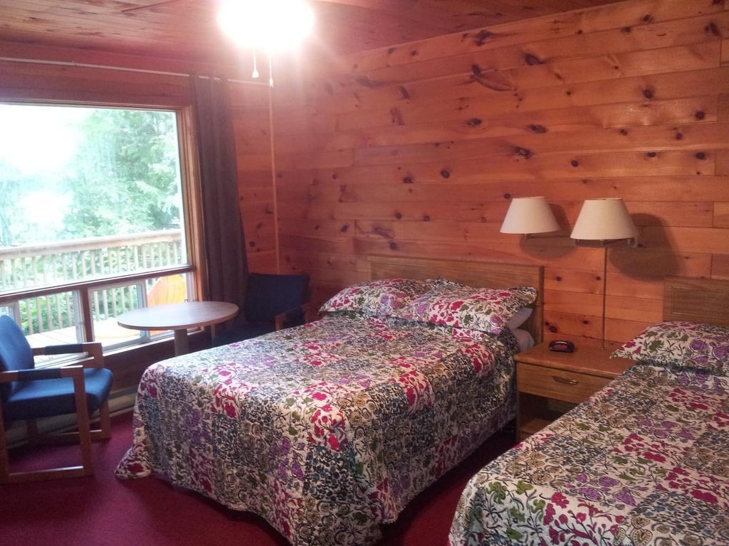 Red Lodge Resort Little Current Δωμάτιο φωτογραφία