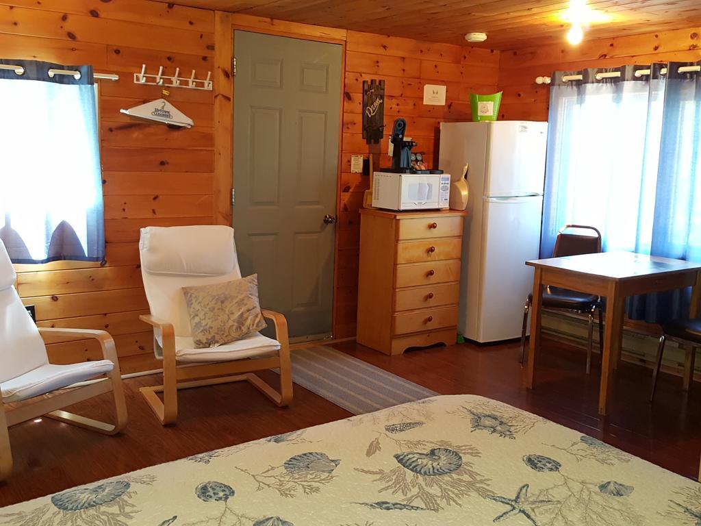 Red Lodge Resort Little Current Εξωτερικό φωτογραφία
