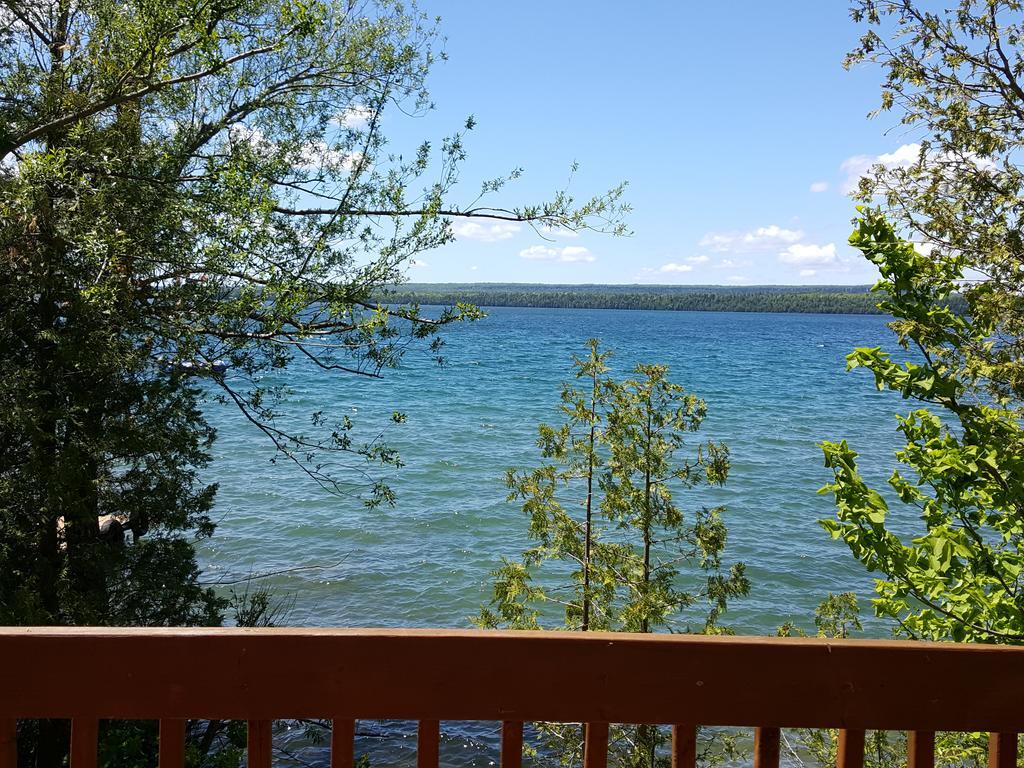 Red Lodge Resort Little Current Δωμάτιο φωτογραφία