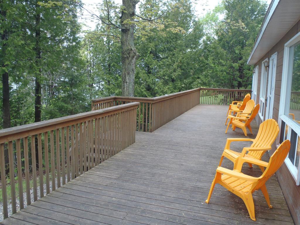 Red Lodge Resort Little Current Δωμάτιο φωτογραφία